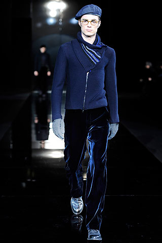 Giorgio Armani / - 2010-2011